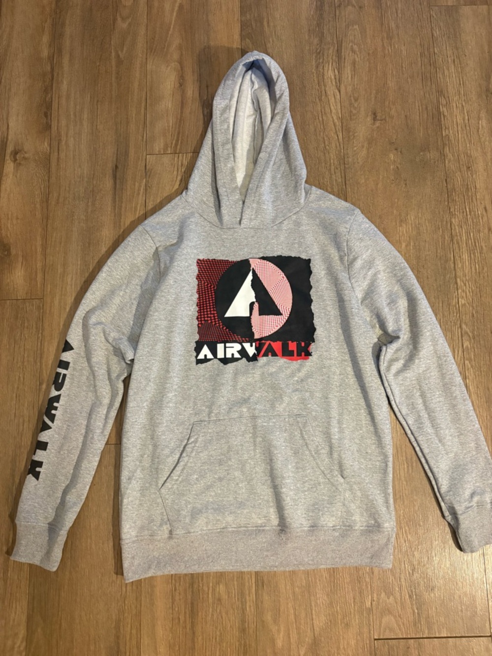 Airwalk boys large Gray Pullover Hoodie with Logo